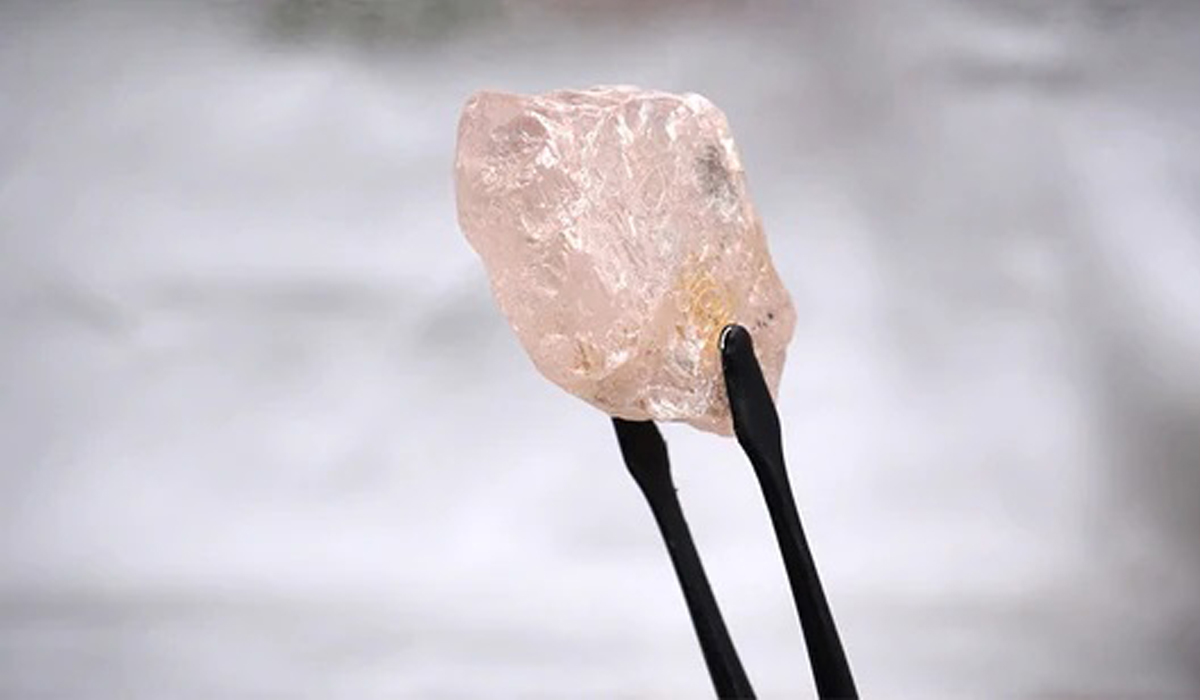 Pink diamond